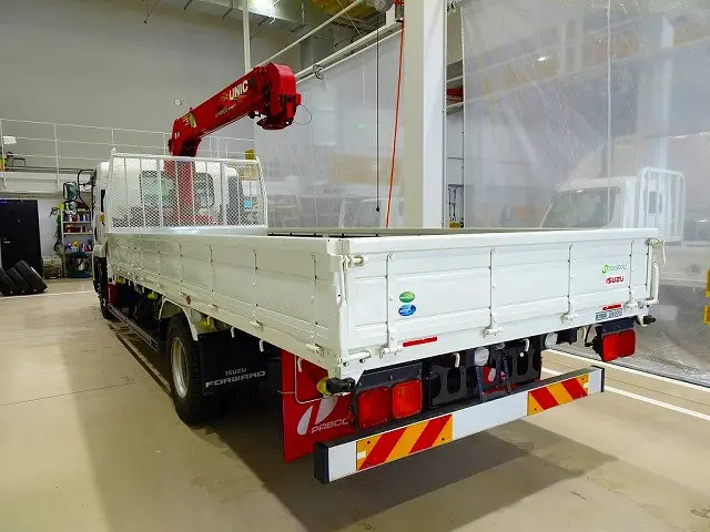 いすゞ フォワード 2RG-FRR90S2(2WD)の写真4