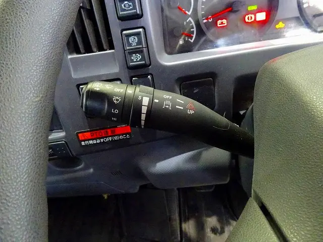 いすゞ フォワード 2RG-FRR90S2(2WD)の写真20