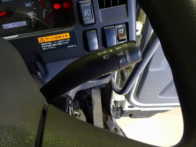 いすゞ フォワード 2RG-FRR90S2(2WD)の写真21