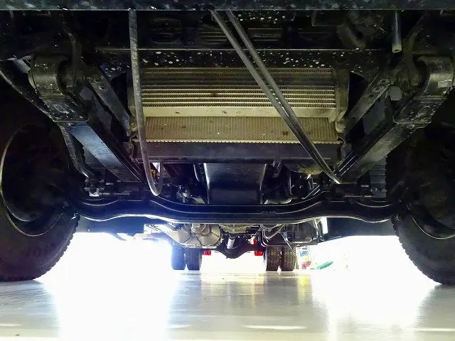 いすゞ フォワード 2RG-FRR90S2(2WD)の写真40