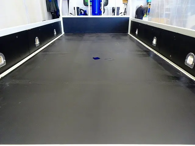 荷台内寸：371×179×38　三方開　アオリロープ穴左右4対/リア2ヶ所　リアアオリチェーン2個　タダノ4段 2.6t吊りクレーン付|いすゞ エルフ TKG-NKR85R(2WD)の写真22