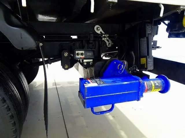 いすゞ エルフ TKG-NKR85R(2WD)の写真33