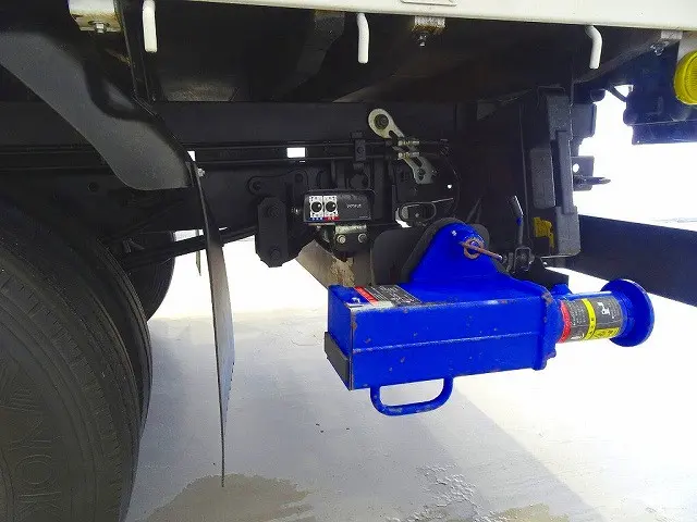 タダノ4段　2.6t吊り　ZE264HR　ラジコン/フックイン/リアジャッキ付　未格納警報装置　クレーン敷板4枚　※令和 8年 3月クレーン年次点検済|いすゞ エルフ TKG-NKR85R(2WD)の写真37