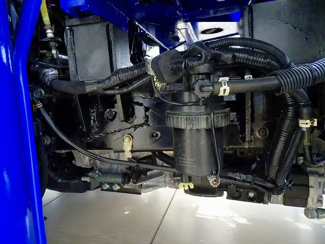 シャーシは 錆止め/マフラー塗装 仕上げに力を入れています。|日野 デュトロ 2KG-XZU605M(2WD)の写真39