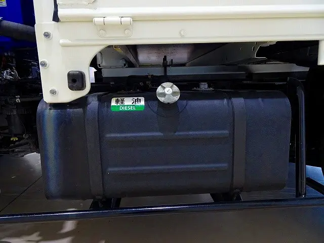 燃料タンク|日野 デュトロ 2KG-XZU605M(2WD)の写真40