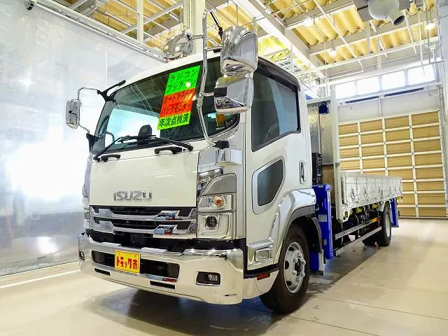 お問合せ管理No.E688　R5 フォワード 2.3t 標準ベッドレス タダノ4段クレーン付 210ps|いすゞ フォワード 2RG-FRR90S2(2WD)の写真1