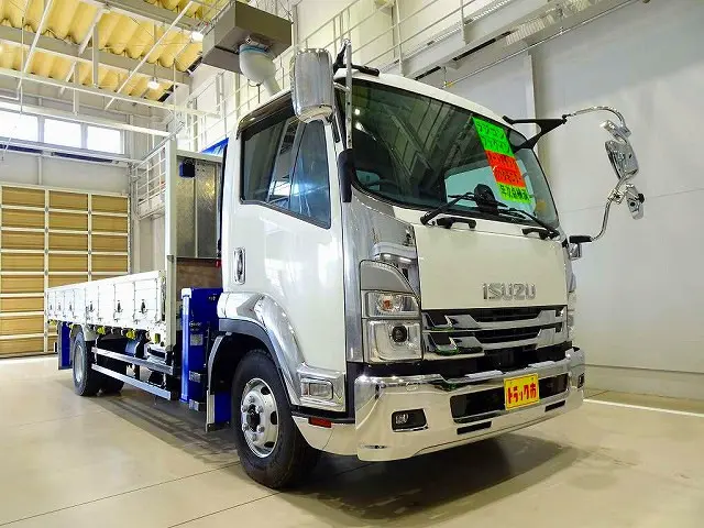 お問合せ管理No.E688　R5 フォワード 2.3t 標準ベッドレス タダノ4段クレーン付 210ps|いすゞ フォワード 2RG-FRR90S2(2WD)の写真2