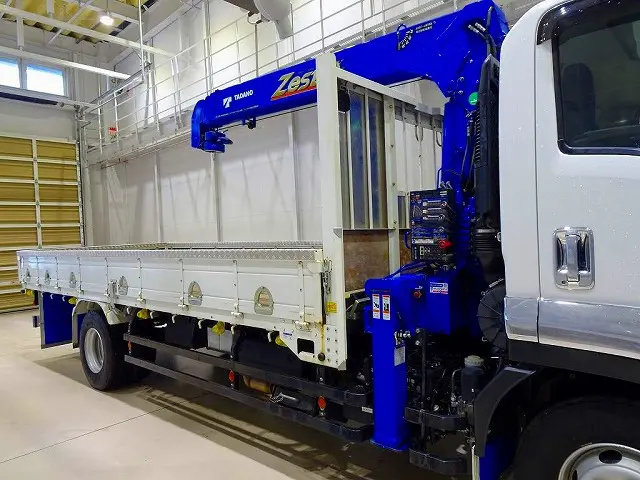 いすゞ フォワード 2RG-FRR90S2(2WD)の写真24