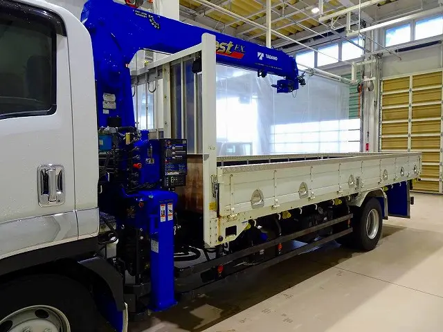 いすゞ フォワード 2RG-FRR90S2(2WD)の写真25