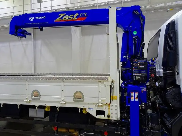 いすゞ フォワード 2RG-FRR90S2(2WD)の写真30