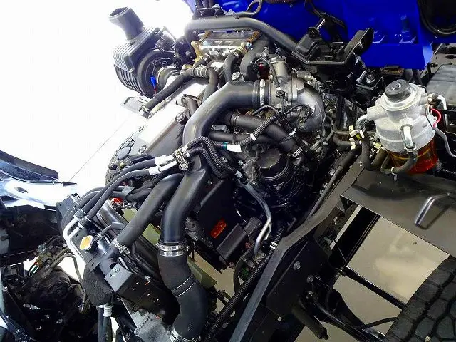 エンジンルーム|いすゞ フォワード 2RG-FRR90S2(2WD)の写真37