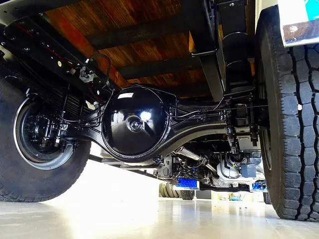 いすゞ フォワード 2RG-FRR90S2(2WD)の写真43