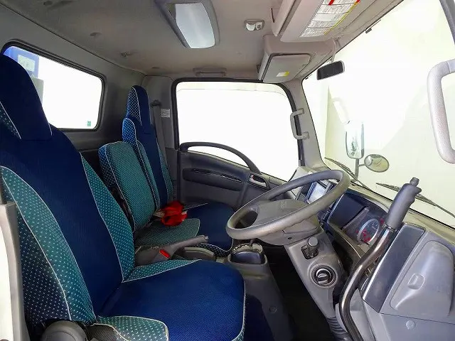 いすゞ エルフ 2RG-NPR88YN(2WD)の写真10