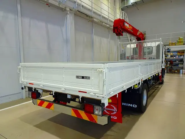 お問合せ管理No.E744　R1 レンジャー 2.45t 標準ベッド付 ユニック4段クレーン付 190PS|日野 レンジャー 2KG-FD2ABA(2WD)の写真3