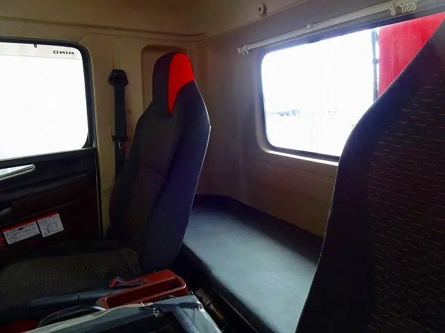 日野 レンジャー 2KG-FD2ABA(2WD)の写真10