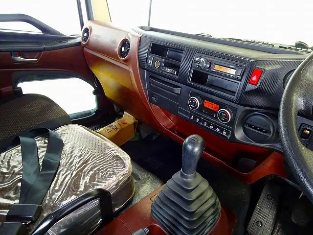 日野 レンジャー 2KG-FD2ABA(2WD)の写真11