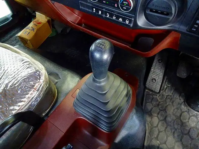 日野 レンジャー 2KG-FD2ABA(2WD)の写真20