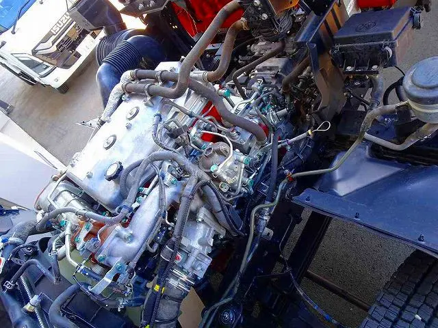 エンジンルーム|日野 レンジャー 2KG-FD2ABA(2WD)の写真40