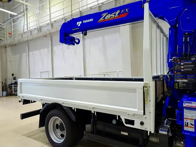 荷台内寸:285×179×38 三方開 リアアオリチェーン2個 タダノ4段 2.6t吊りクレーン付|三菱 キャンター 2RG-FEAV0(2WD)の写真19