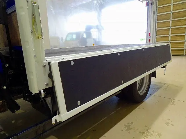 荷台内寸:285×179×38 三方開 リアアオリチェーン2個 タダノ4段 2.6t吊りクレーン付|三菱 キャンター 2RG-FEAV0(2WD)の写真25