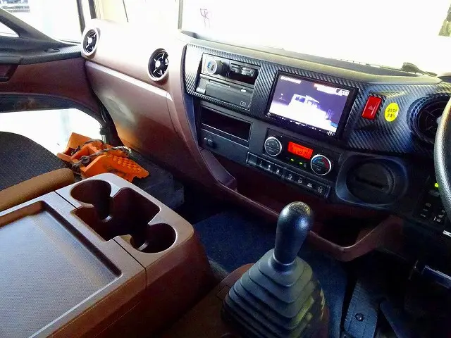 日野 レンジャー 2KG-GD2ABA(2WD)の写真10