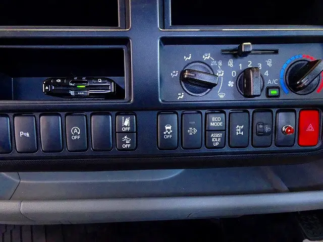 トヨタ ダイナ 2RG-XZU712(2WD)の写真13
