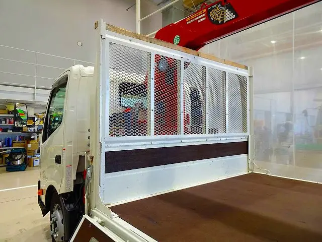 荷台内寸:375×208×38 三方開 左右セイコーラック ロープ穴4対 ユニック4段 2.6t吊りクレーン付|トヨタ ダイナ 2RG-XZU712(2WD)の写真24