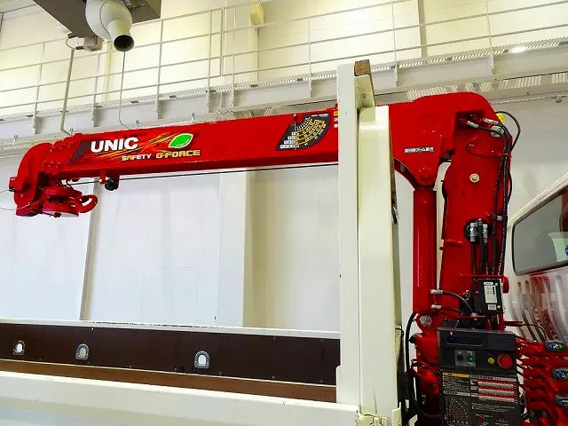 ユニック4段 2.6t吊り URG264 ラジコン/フックイン付 走行時ブーム前方格納 ML警報型 高さ制限/未格納警報装置 ※令和 8年 6月クレーン年次点検済|トヨタ ダイナ 2RG-XZU712(2WD)の写真31