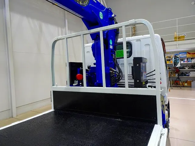 荷台内寸:240×160×38 三方開 タダノ3段 2.53t吊り TM-ZE253HR ラジコン/フックイン付 ※令和8年3月クレーン年次点検済|三菱 キャンター TPG-FBA50(2WD)の写真21