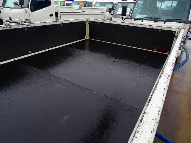 三菱 キャンター TPG-FBA50(2WD)の写真25