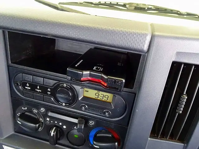 いすゞ エルフ TRG-NKR85A(2WD)の写真13