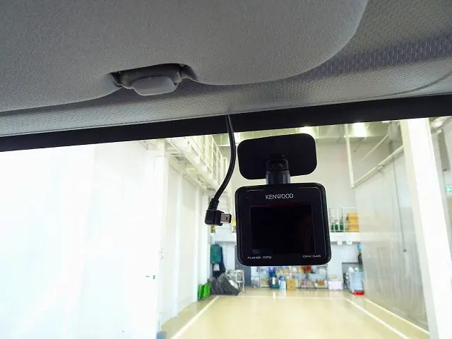 いすゞ エルフ 2RG-NMR88AR(2WD)の写真16