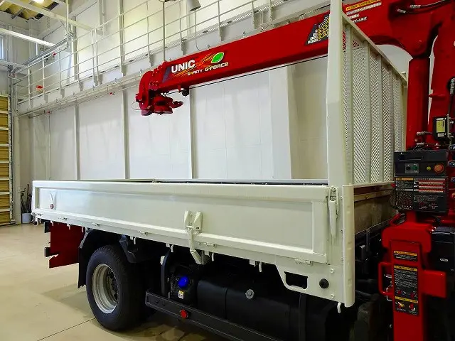 いすゞ エルフ 2RG-NMR88AR(2WD)の写真23