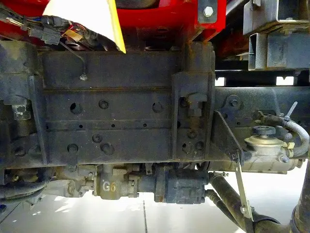 いすゞ エルフ 2RG-NMR88AR(2WD)の写真37