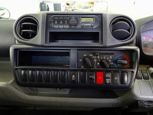 日野 デュトロ TKG-XZU655M(2WD)の写真10