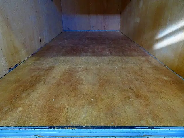 荷台内寸:449×210×217 北村製作所/T20-4309 リア3枚観音扉/90度ストッパー付 荷室左右パネル埋め込みフック3対 荷室灯2個|いすゞ エルフ 2RG-NPS88AN(4WD)の写真24