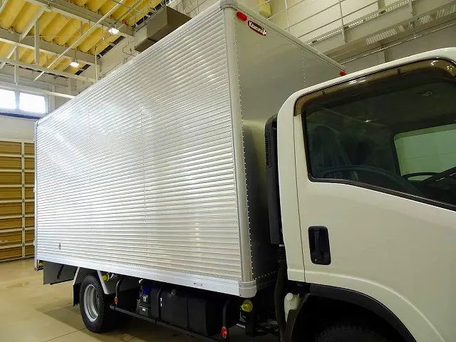 荷台内寸:449×210×217 北村製作所/T20-4309 リア3枚観音扉/90度ストッパー付 荷室左右パネル埋め込みフック3対 荷室灯2個|いすゞ エルフ 2RG-NPS88AN(4WD)の写真28