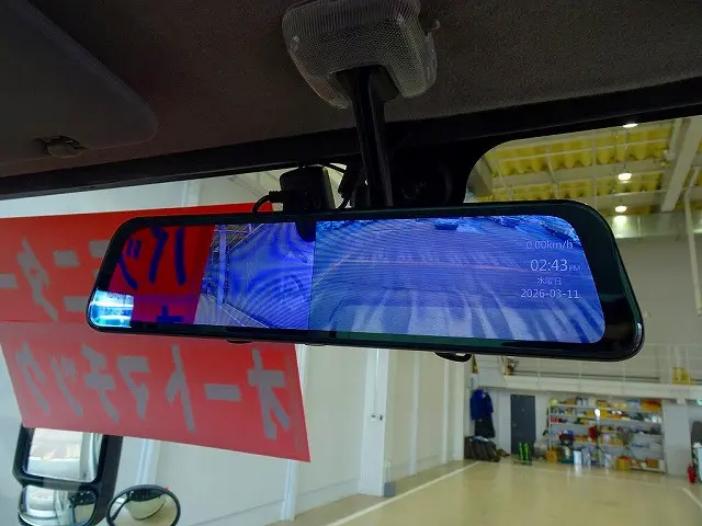 ルームミラー型ドライブレコーダー(前後)/バックモニター連動|トヨタ トヨエース 2RG-XZC605(2WD)の写真16