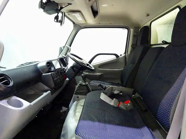 日野 デュトロ 2RG-XZU605M(2WD)の写真8