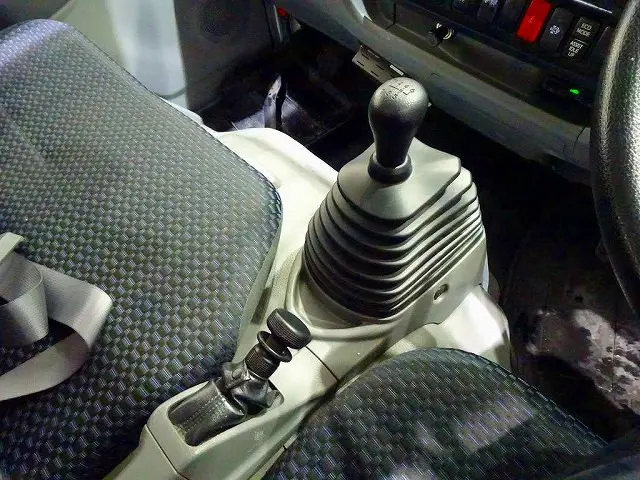 日野 デュトロ 2RG-XZU605M(2WD)の写真19