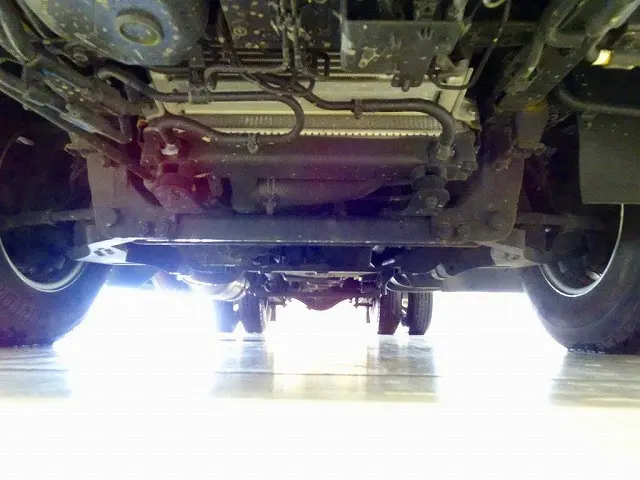 三菱 キャンター 2RG-FDA20(4WD)の写真36