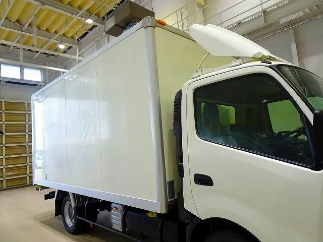 荷台内寸:447×207×205 トヨタ車体/UT19A030252 リア観音扉 左サイドスライドドア ラッシングレール2段(70cm/140cm) 荷室灯2個|トヨタ トヨエース 2RG-XZU710(2WD)の写真31