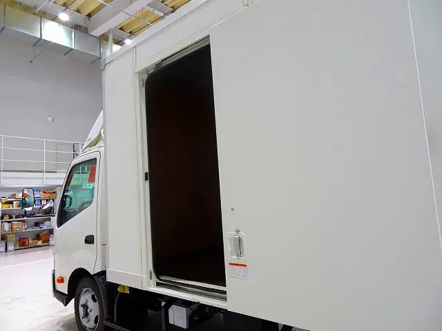左サイドスライドドア|トヨタ トヨエース 2RG-XZU710(2WD)の写真33