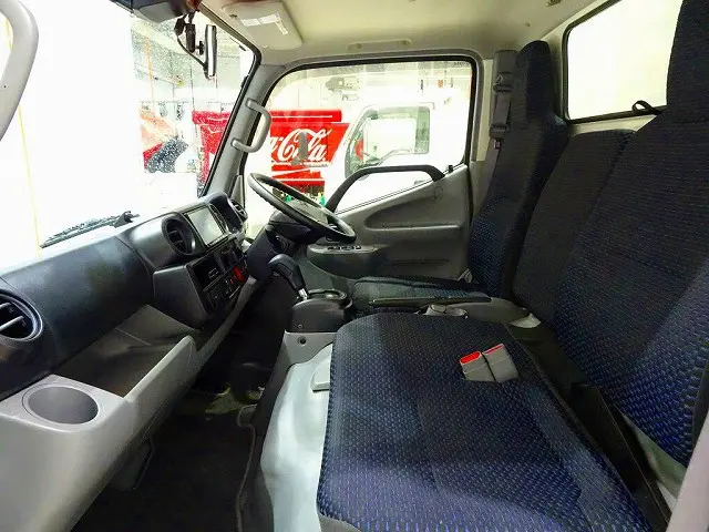 トヨタ ダイナ 2DG-GDY231(2WD)の写真8