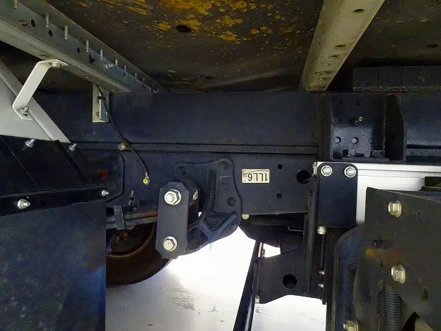 いすゞ エルフ TRG-NMR85N(2WD)の写真42