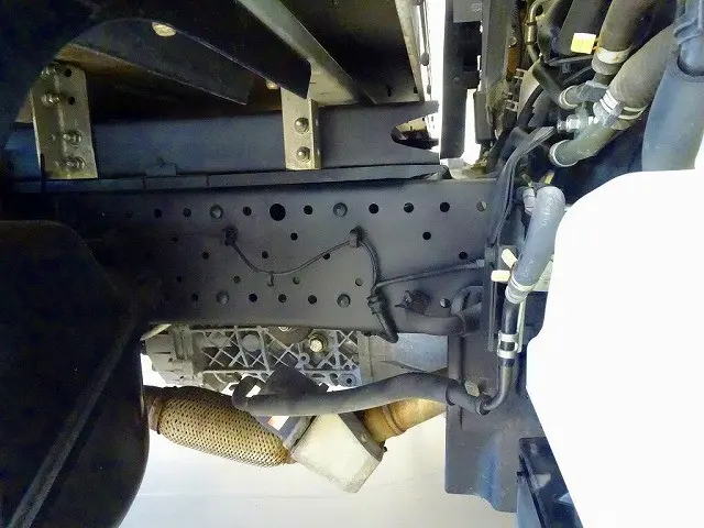 いすゞ エルフ TRG-NMR85AN(2WD)の写真36