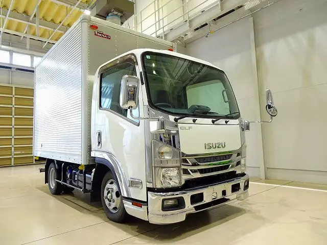 いすゞ エルフ 2RG-NLR88AN(2WD)の写真2