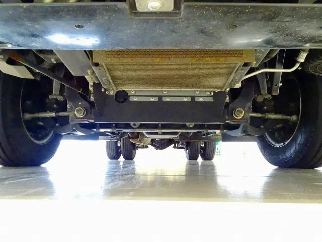いすゞ エルフ 2RG-NLR88AN(2WD)の写真38