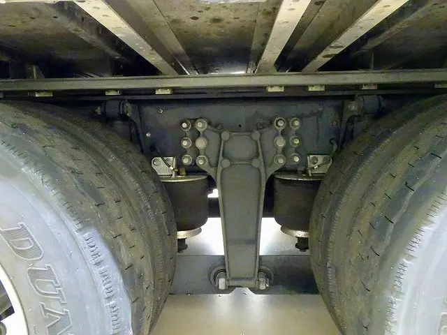 いすゞ ギガ 2PG-CYJ77D(8x4)の写真39