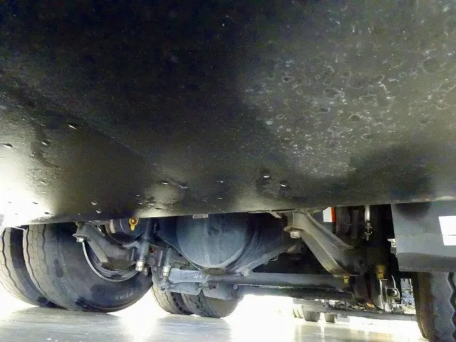 いすゞ ギガ 2PG-CYJ77D(8x4)の写真42